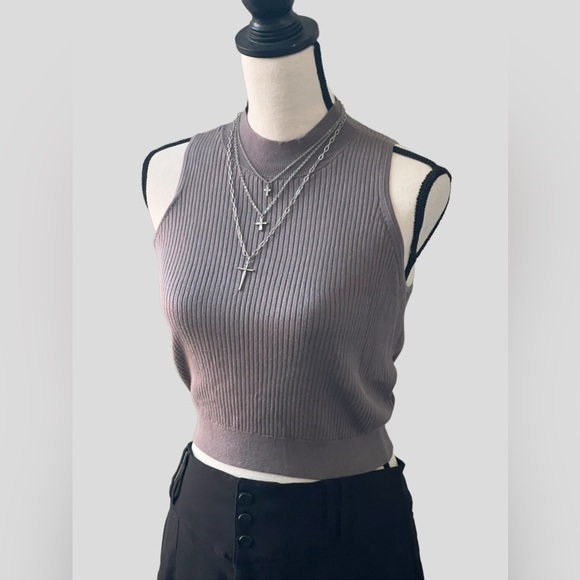 H&M black mini skirt - Picture 8 of 11